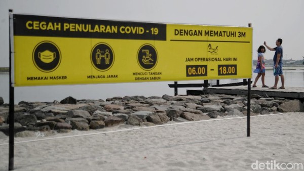 Manajemen Taman Impian Jaya Ancol saat ini telah melakukan berbagai persiapan mulai dari peningkatan protokol kesehatan berbasis CHSE (Cleanliness, Health, Safety, dan Environment) dari Kementerian Pariwisata dan Ekonomi Kreatif (Kementerian Parekraf) hingga penggunaan aplikasi Peduli Lindungi. Manajemen Taman Impian Jaya Ancol saat ini telah melakukan berbagai persiapan mulai dari peningkatan protokol kesehatan berbasis CHSE (Cleanliness, Health, Safety, dan Environment) dari Kementerian Pariwisata dan Ekonomi Kreatif (Kementerian Parekraf) hingga penggunaan aplikasi Peduli Lindungi.