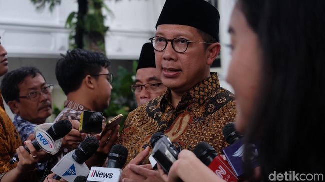 Menag: Pernikahan di Bawah Umur Lebih Banyak Mudaratnya Menag: Pernikahan di Bawah Umur Lebih Banyak Mudaratnya