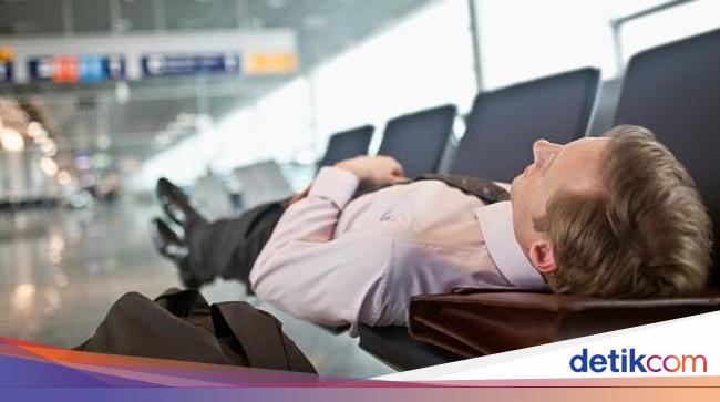 5 Tips Mengatasi Jet Lag dari Pramugari, Catat Ya!