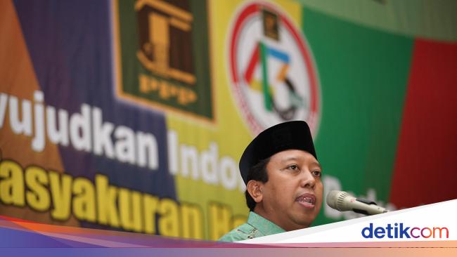 Kelakar Romahurmuziy saat Ditanya Maju Pileg: Memang Pemilunya Jadi?