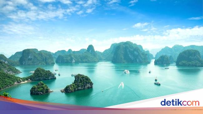 Aduh, Ha Long Bay... Kamu Cantik tapi Kok Dipenuhi Sampah Sih!