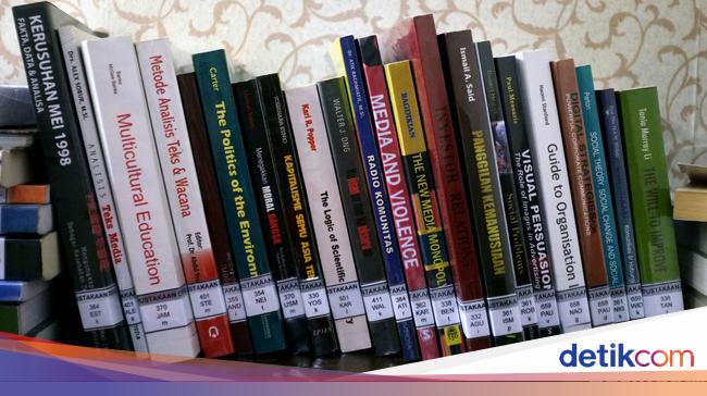 Penulis Novel 'Cantik Itu Luka' Keluhkan Ribetnya Urus ISBN di Perpusnas