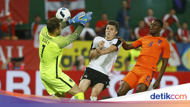 Austria Ditundukkan Belanda