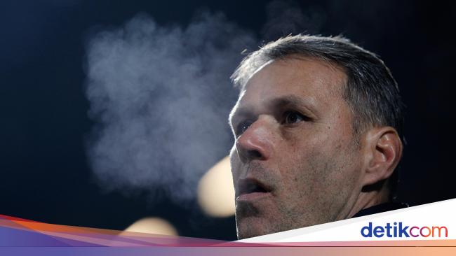 Van Basten criticizes Barcelona, ​​brings Johan Cruyff