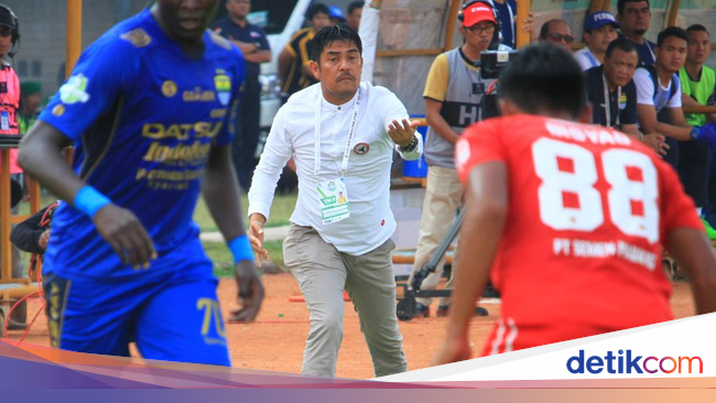 Curi Poin di Kandang Persib, Semen Padang Bikin Nilmaizar 