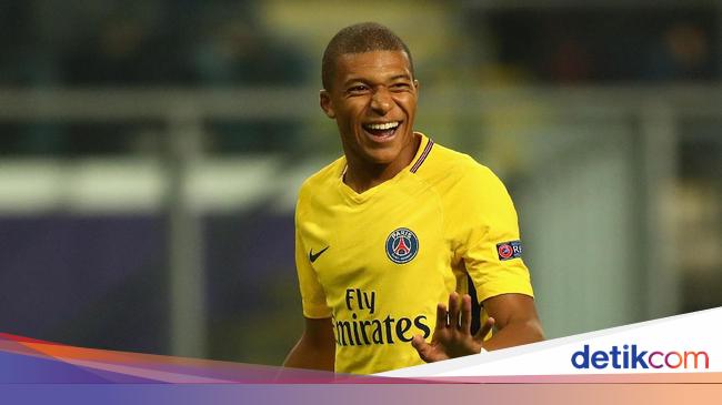 Mbappe Raih Penghargaan Golden Boy 17