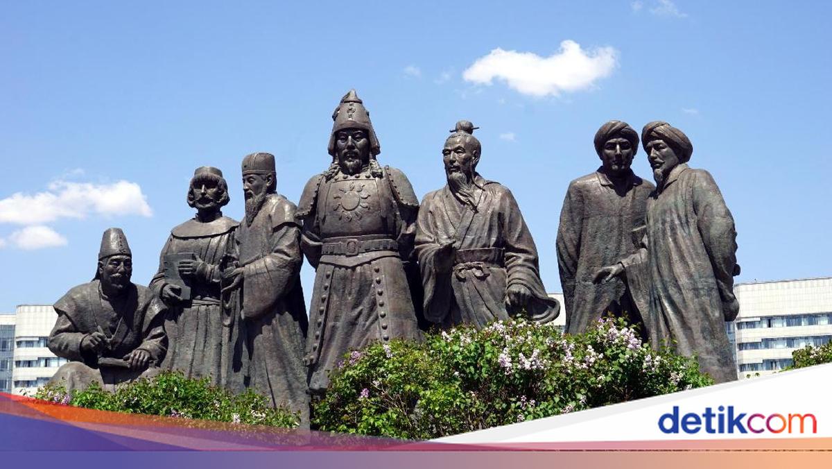 Benarkah 1 dari 200 Orang Keturunan Genghis Khan?