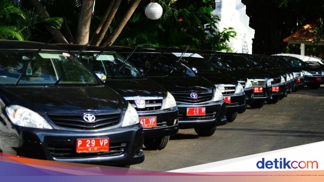 Sanksi buat ASN Nekat Mudik Pakai Mobil Dinas & Terima Parsel Lebaran