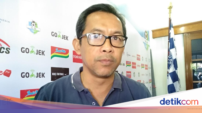 Legiun Asing Persela Harus Bisa Bimbing Pemain Muda