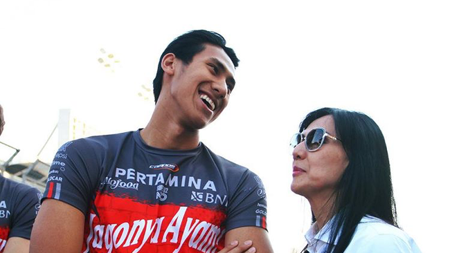 Ungkapan Cinta Sean Gelael untuk sang Bunda, Rini S Bono