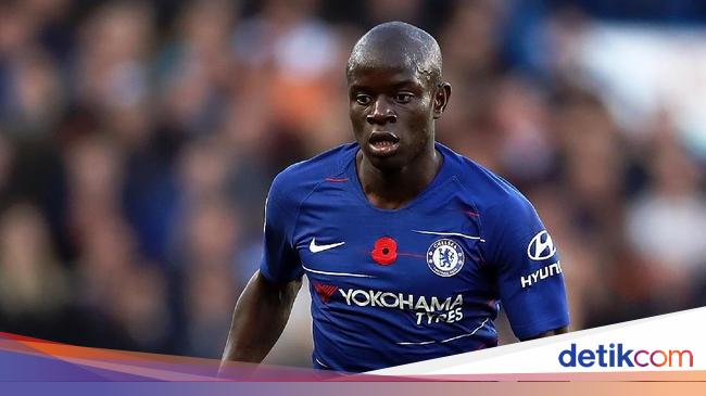 Salut Kante Hadiri Undangan Pernikahan Dari Fans Chelsea