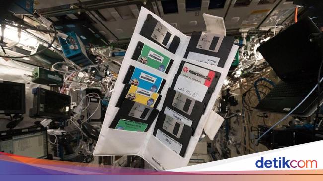 Bill Gates Terkenang Masa Indah Pakai Disket