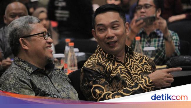 Mencuat Tantangan Adu Kuat RK vs Aher di Jabar