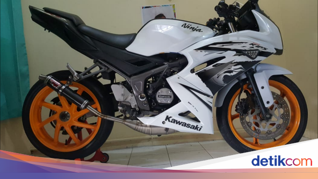 Kawasaki Ninja  RR Pertama Berasa Honda NSR 250