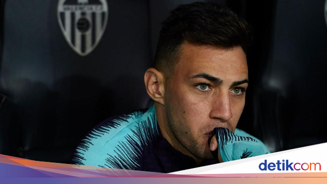 Barcelona Larang Valverde Untuk Mainkan Saya