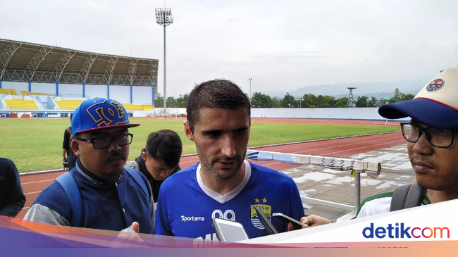 Disebut Ketuaan, Srdan Lopicic Akan Buktikan Diri Di Persib Bandung