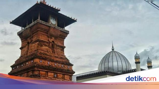 Wajah Akulturasi Budaya Pada Masjid Masjid Bersejarah Di