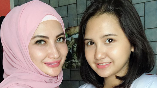 Potret Natalie Sarah dan Si Sulung, Seperti Kakak-Adik
