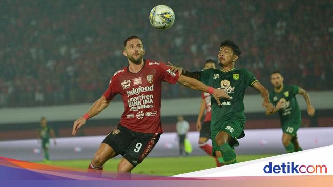 5 Teknik Dasar Sepak Bola Untuk Pemula Wajib Tahu 5 Teknik Dasar Sepak Bola Untuk Pemula Wajib Tahu