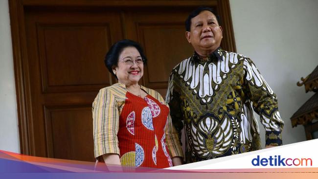 Tafsir Satu Meja Prabowo dan Mega