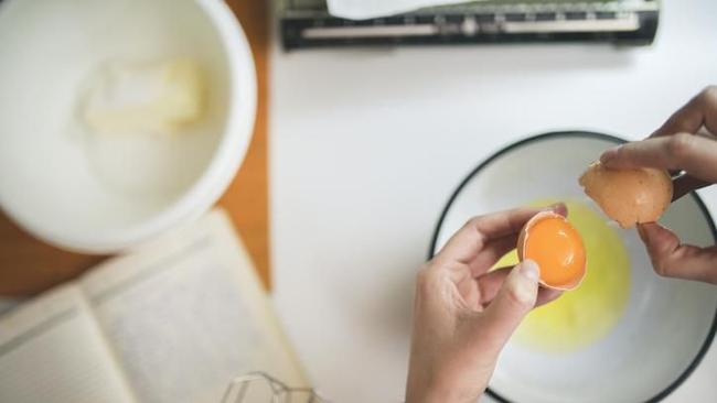 Trik Memisahkan Putih Dan Kuning Telur Mudah Bun Trik Memisahkan Putih Dan Kuning Telur Mudah Bun