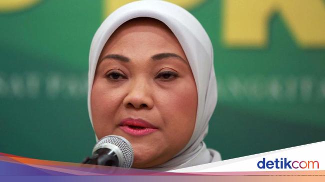 Jawaban Menaker Ida Fauziyah soal Masuk atau Tidak di Timnas AMIN