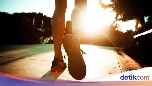 Jalan Kaki, Olahraga Mudah yang Ampuh Menurunkan Kadar Gula Darah