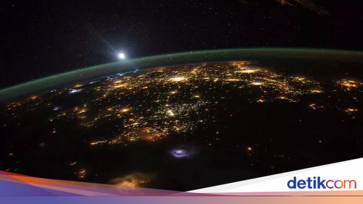 Bumi Makin Terang, Tapi Perang Ciptakan Area Gelap Gulita