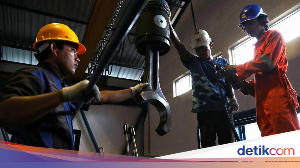 2.139 PLTD Segera Pensiun demi Hemat BBM!