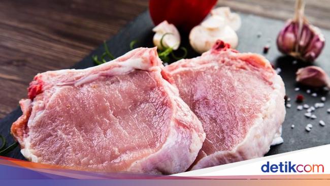 Delegasi Timnas Tak Sengaja Makan Daging Babi, Bagaimana Hukumnya dalam Islam? - detikSport