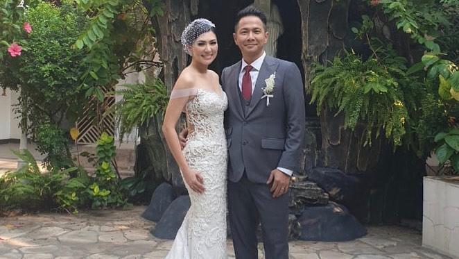 7 Cerita Menarik Hubungan Delon Aida Dari Kenalan Hingga Menikah Delon resmi melepas status duda yang belum genap setahun disandangnya. 7 cerita menarik hubungan delon aida