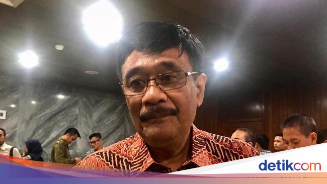 Djarot Tegaskan PDIP Tak Akan Jadi Oposisi, Tetap Kawal Jokowi