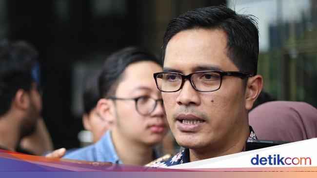 Eks Jubir KPK Febri Diansyah Dicegah ke Luar Negeri Terkait SYL!