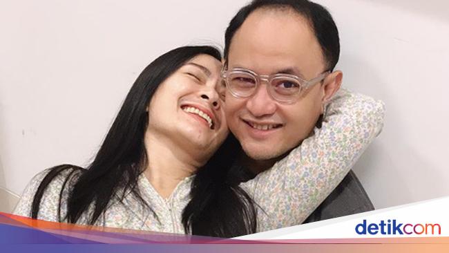 Iis Dahlia Pernah Nekat Nyusul ke Bali, Was-was Suami Kecantol Pramugari