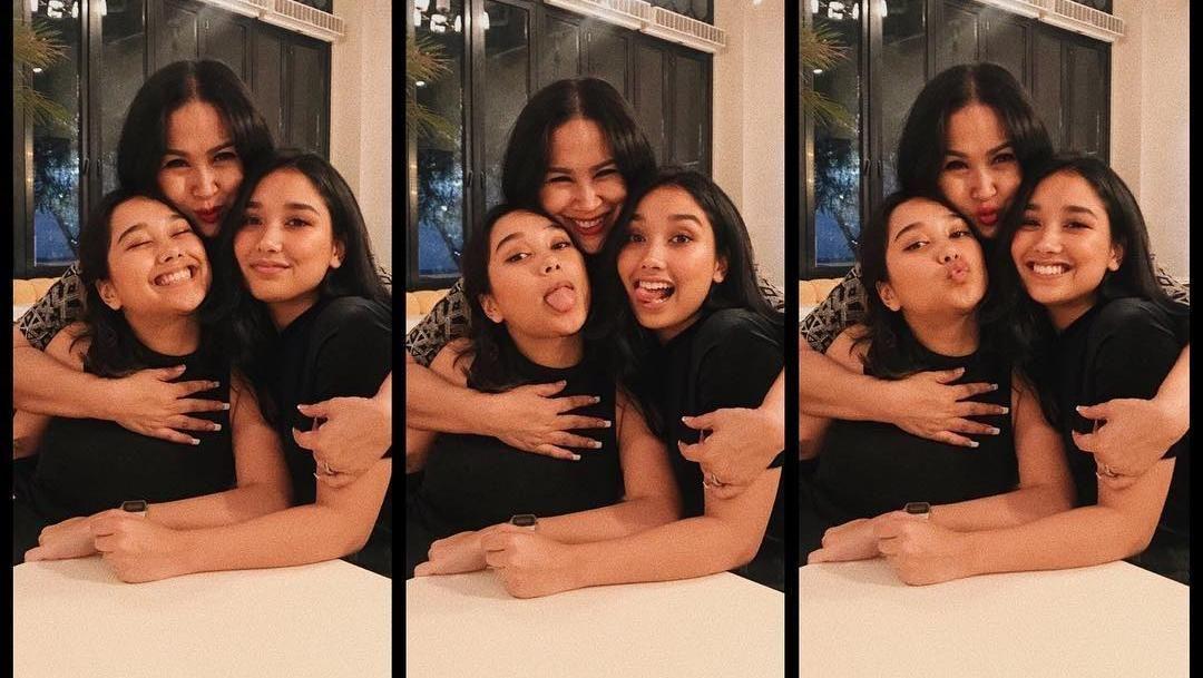 7 Potret Cantik Salma Dan Salwa Anak Kembar Titi Dj Foto 1 7 Potret Cantik Salma Dan Salwa Anak Kembar Titi Dj Foto 1