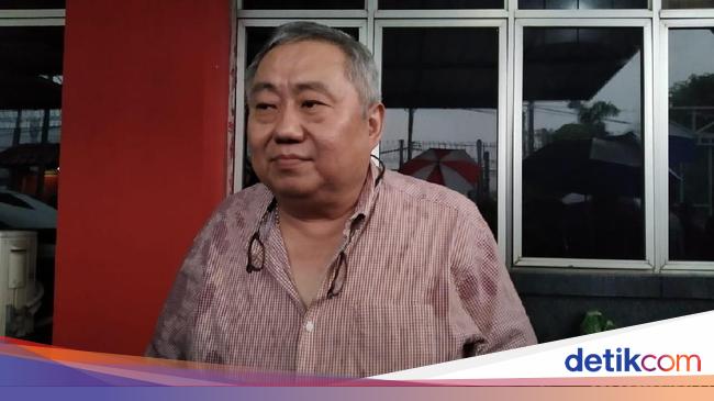 Lieus Sungkharisma Meninggal Dunia