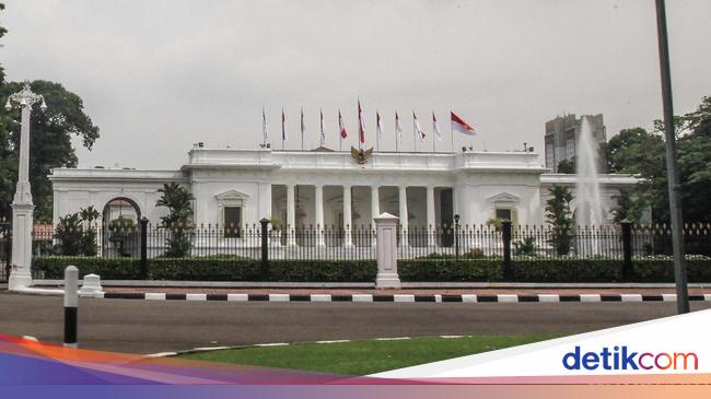 Nominasi Jokowi Alumnus Memalukan dari BEM KM UGM Dianggap Istana Vitamin