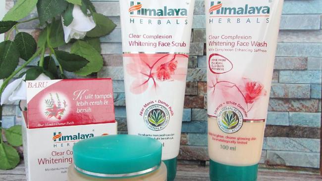 Cerahkan Wajah Kusammu Dengan Himalaya Herbals Clear Complexion Whitening Series