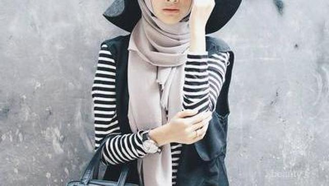 stripe hitam putih