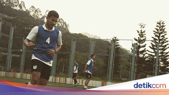 'Stefan Antonic, Bek Kitchee yang Tajam Cetak Gol' - detikSport