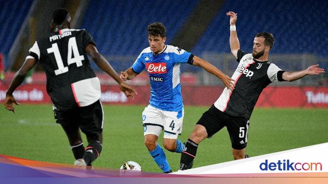Juventus Vs Napoli Tak Ditunda Meski Covid 19 Mengancam