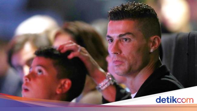 Cristiano Ronaldo Jr Lebih Jago daripada Bapaknya