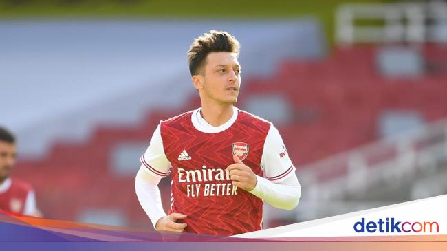 Arsenal Believe in Mesut Oezil Again?