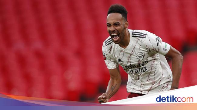 Finally, Aubameyang Extends Contract at Arsenal