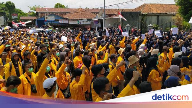 Menilik Masalah Internal Gerakan Mahasiswa