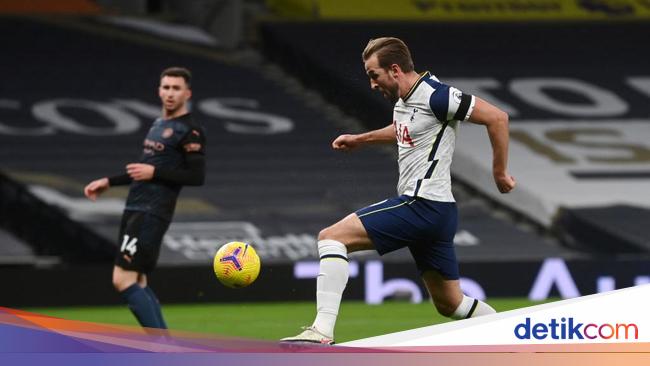 Says Gary Neville, Harry Kane looks like Zidane in this respect