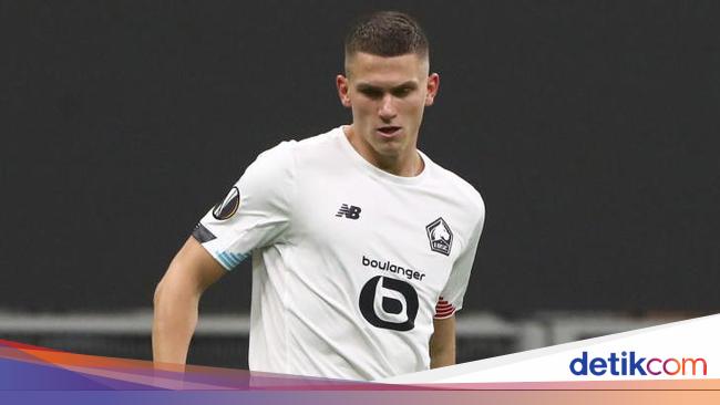 Rumor Transfer: Liverpool Incar Botman?