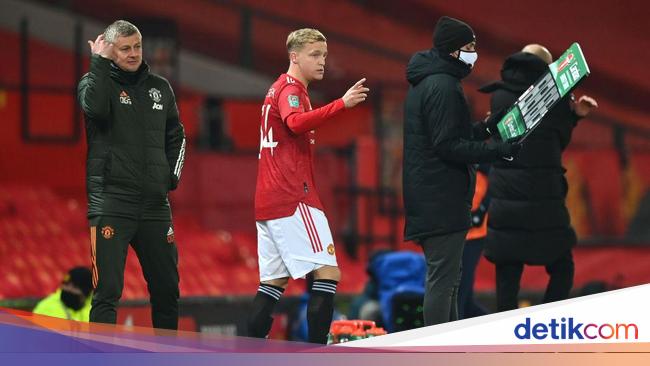 Van de Beek still lacks performance at MU, try banging on the door