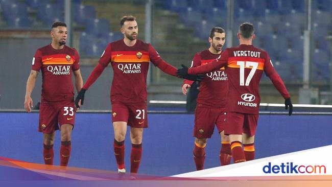 Roma Wins 10-0 in First Test Match with Mourinho