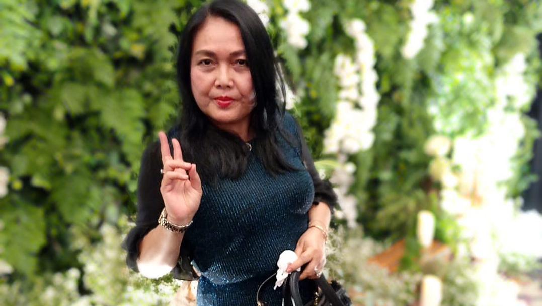 7 Potret Ibunda Amanda Manopo Awet Muda Dan Selalu Tampil Modis Foto 1